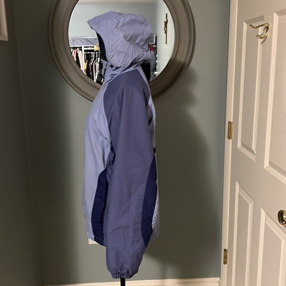 Columbia Sportswear Company, woman’s, blue & purple, jacket. Size large. - Picture 4 of 5